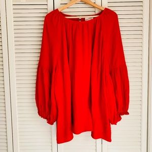 Universal Thread 4X red peasant top